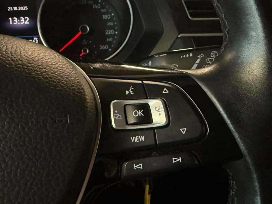 Volkswagen Tiguan - Photo 28