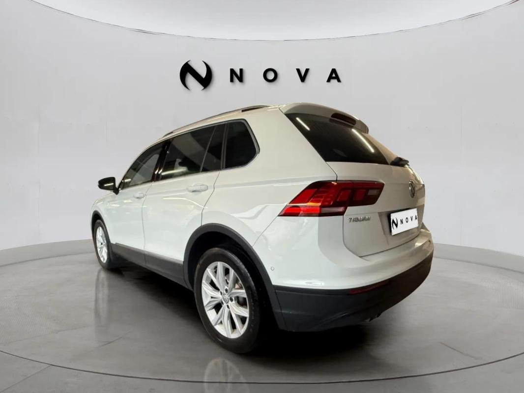 Volkswagen Tiguan - Photo 3
