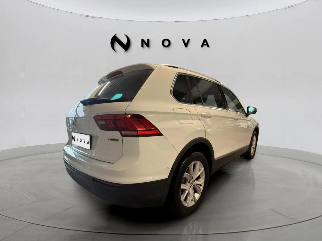 Volkswagen Tiguan - Photo 4