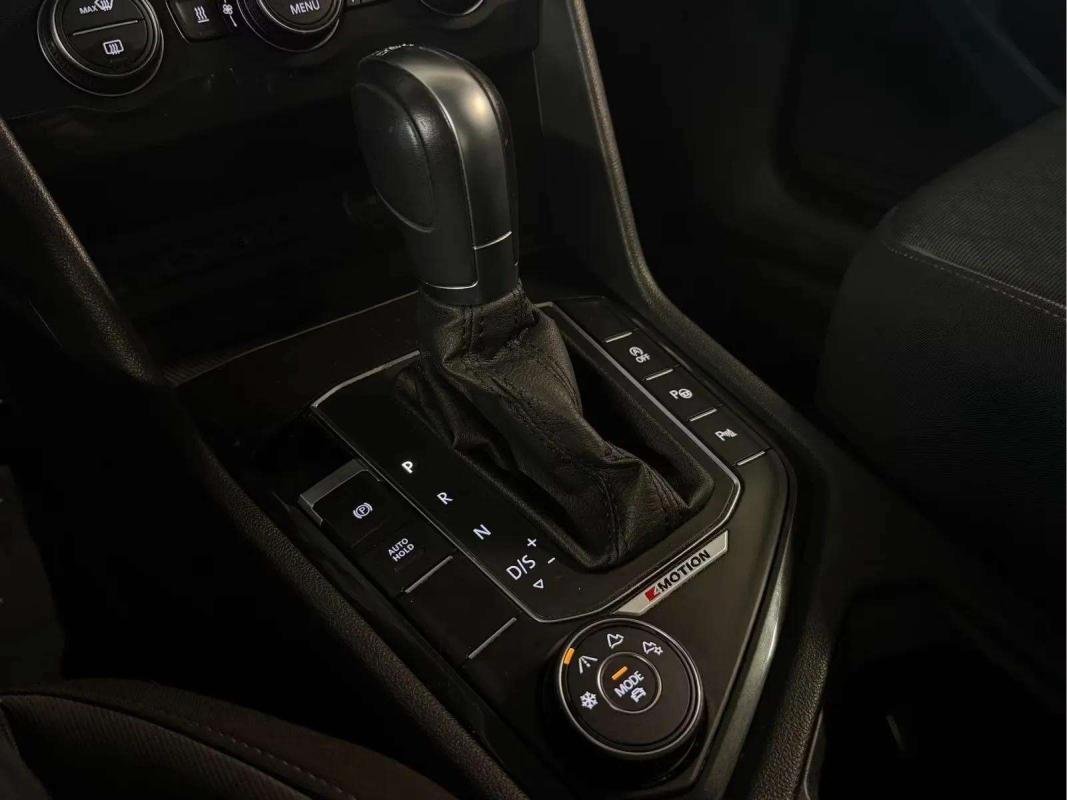 Volkswagen Tiguan - Photo 8