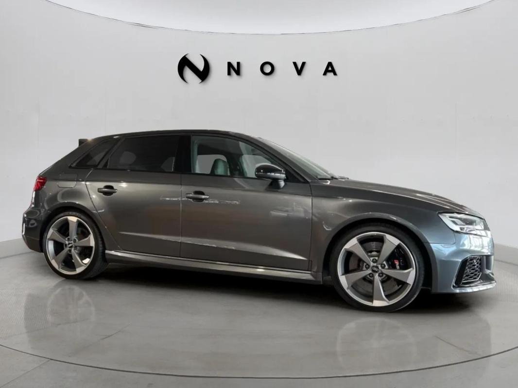 Audi RS3 Sportback - Photo 11