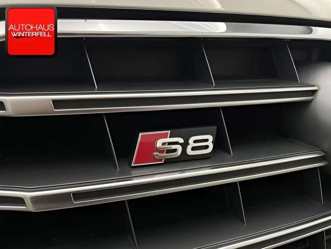 Audi S8 - Photo 20