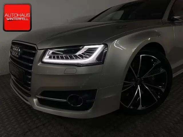 Audi S8 - Photo 24