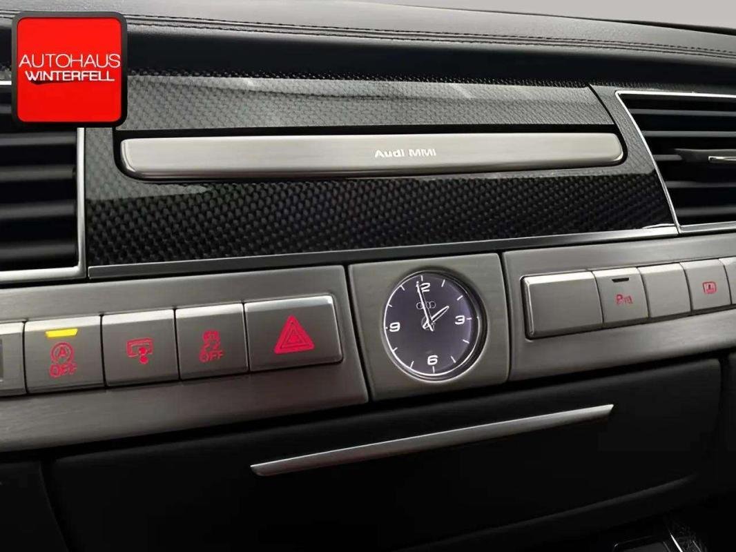 Audi S8 - Photo 25