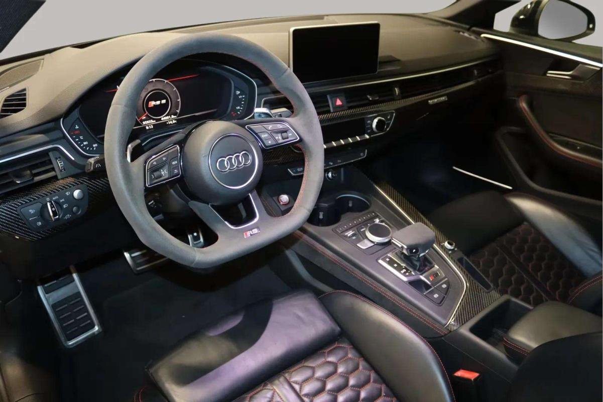 Audi RS5 - Photo 14