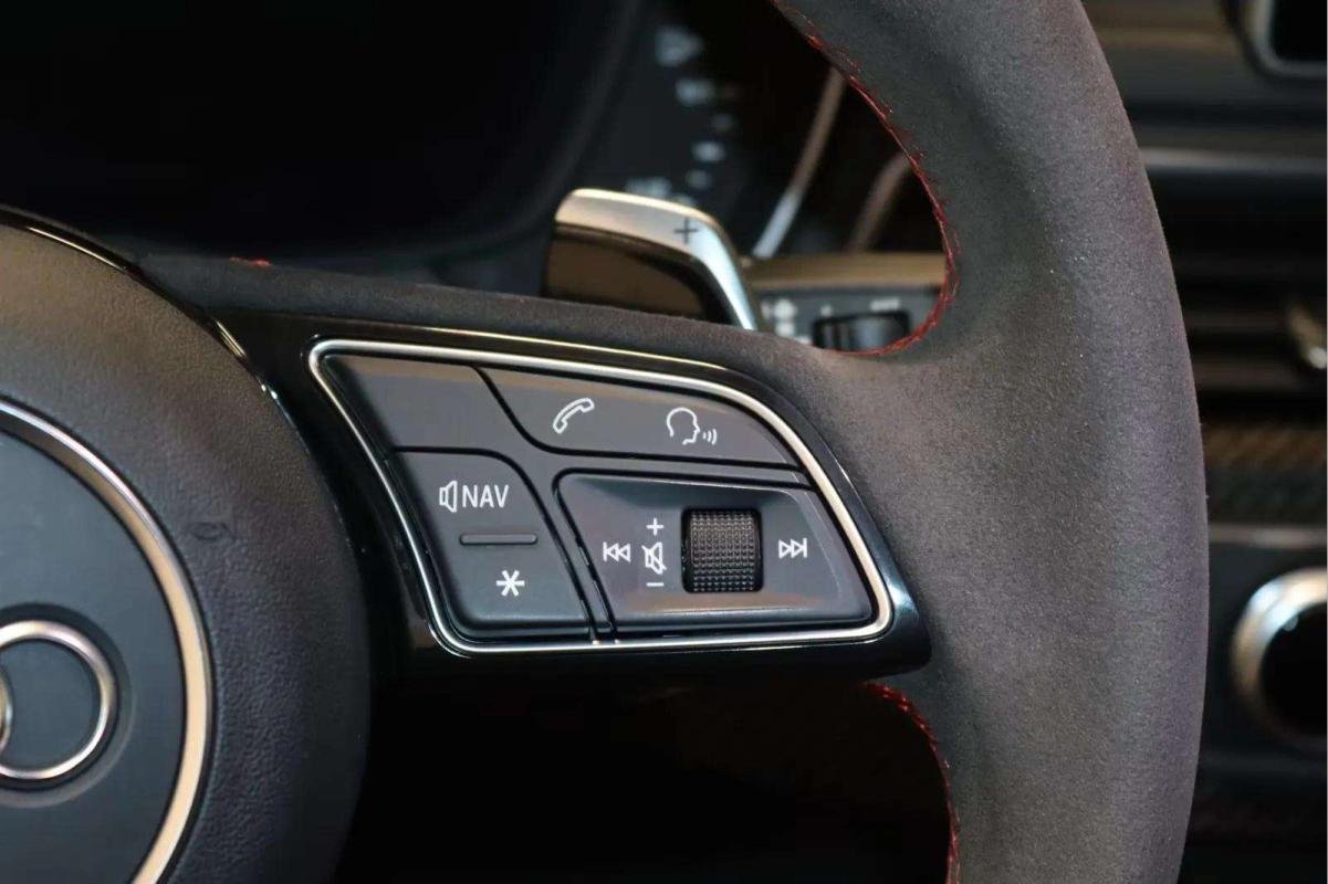 Audi RS5 - Photo 9