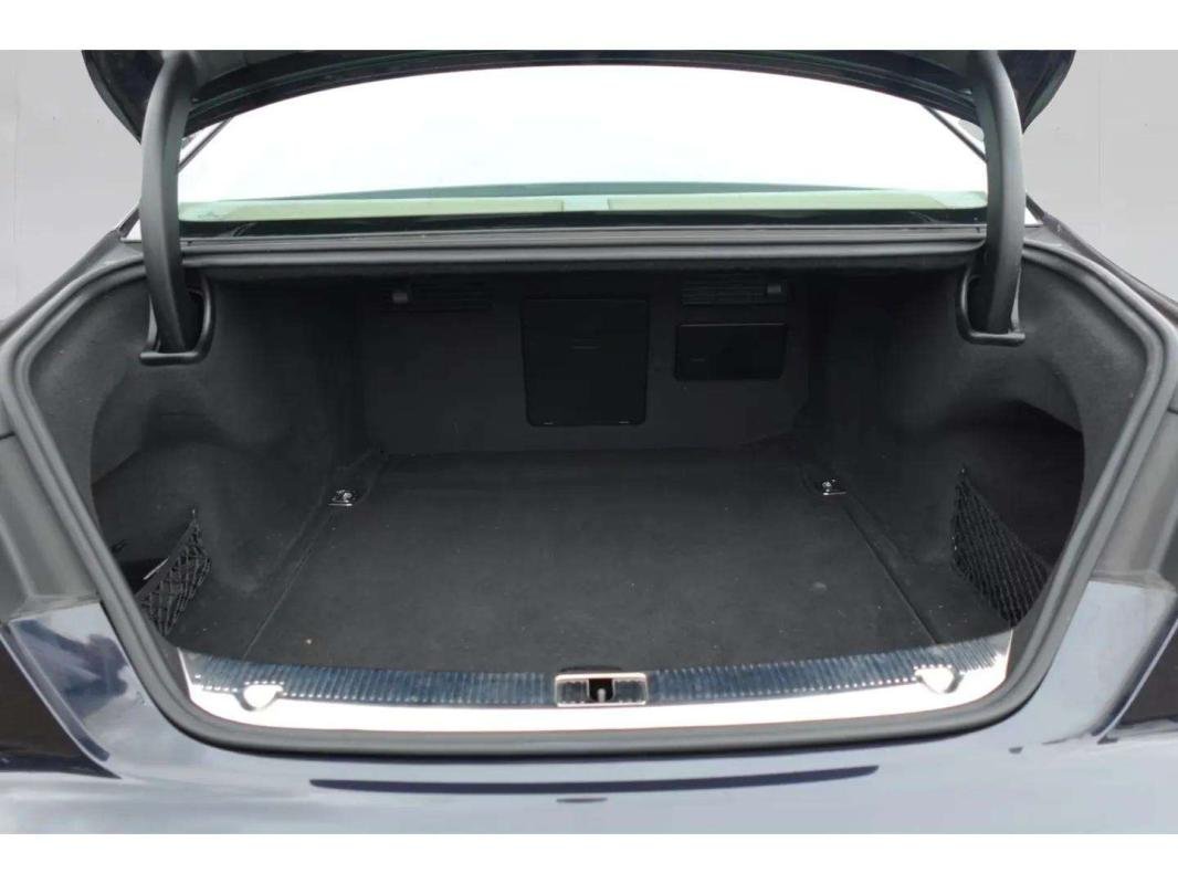 Audi S8 - Photo 23