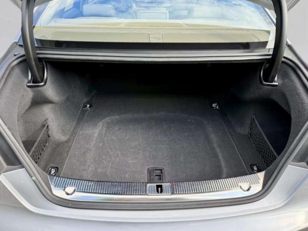 Audi A4 - Photo 14