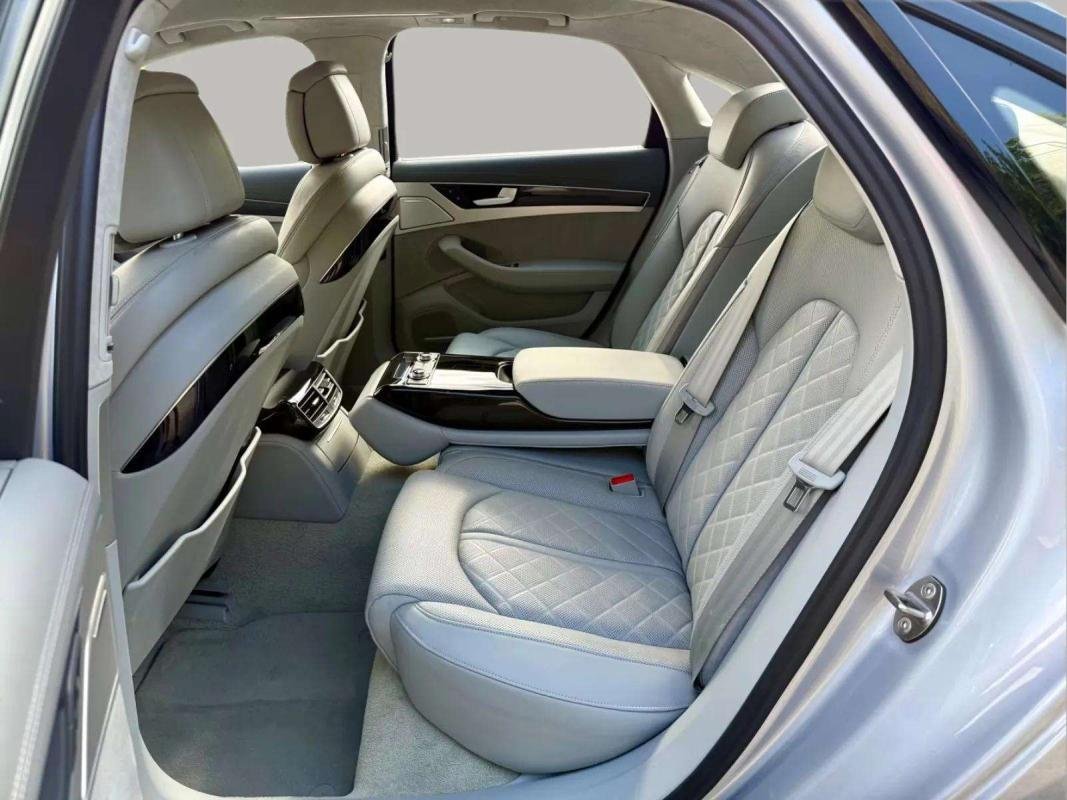 Audi A4 - Photo 16