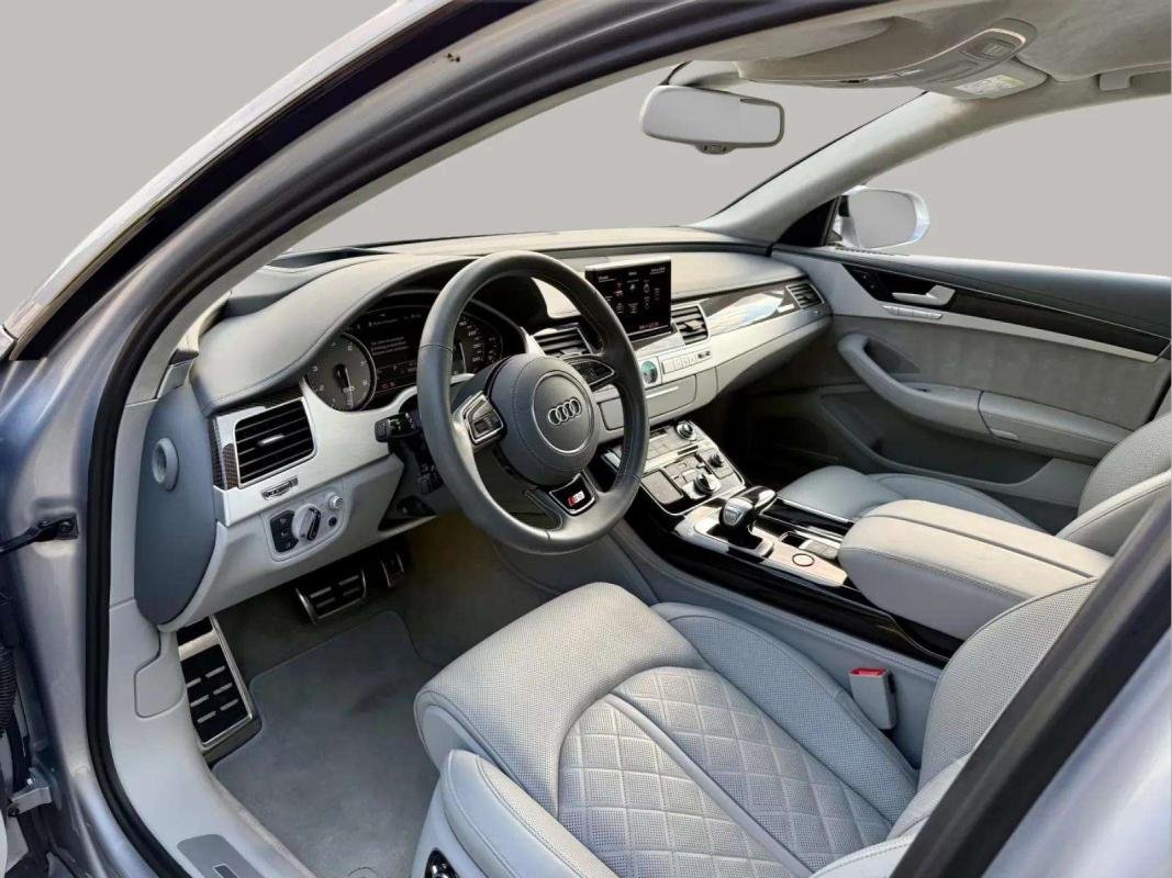 Audi A4 - Photo 17