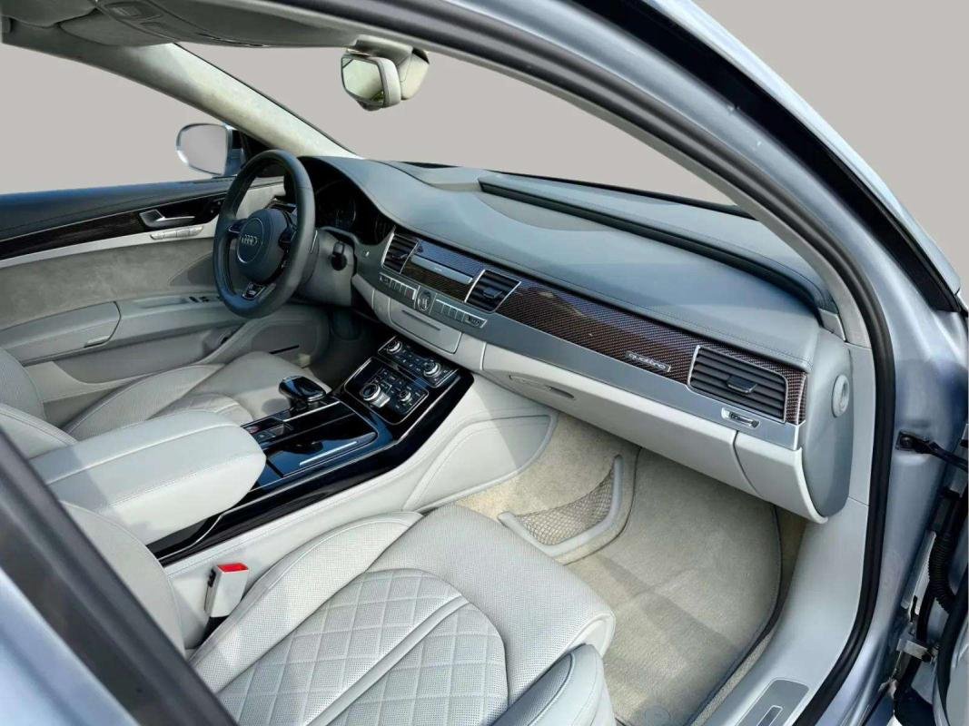 Audi A4 - Photo 18