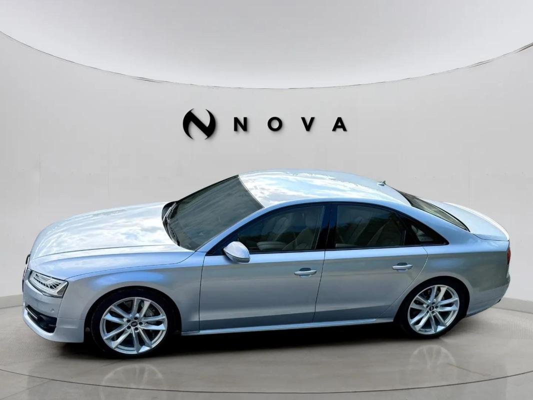 Audi A4 - Photo 2