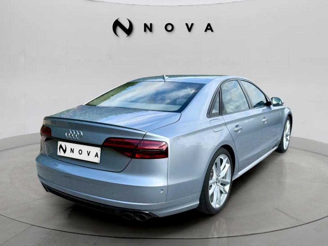 Audi A4 - Photo 7