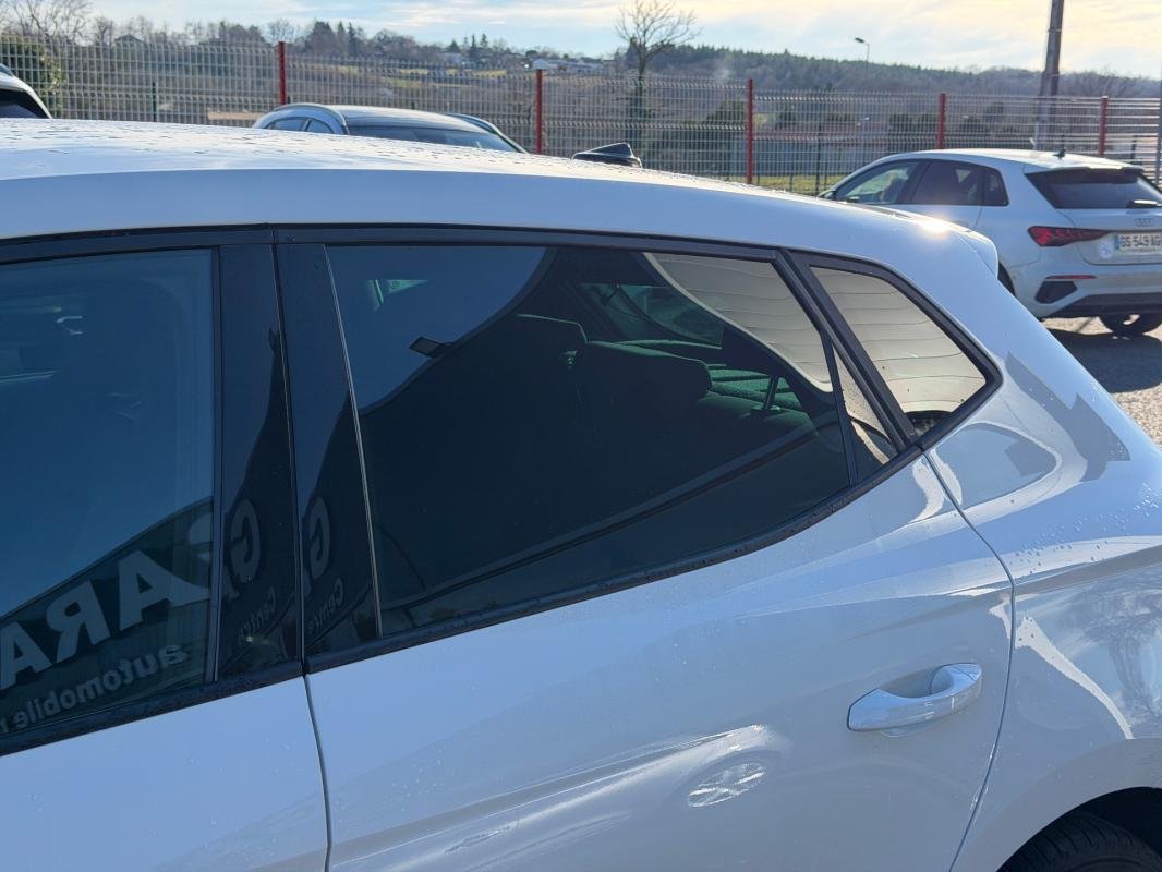 Seat Ibiza - Photo 25