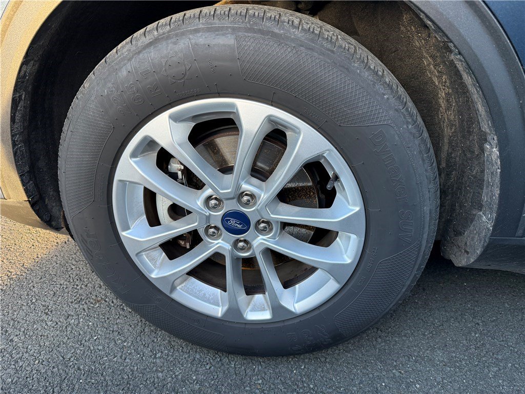 Ford Kuga - Photo 12