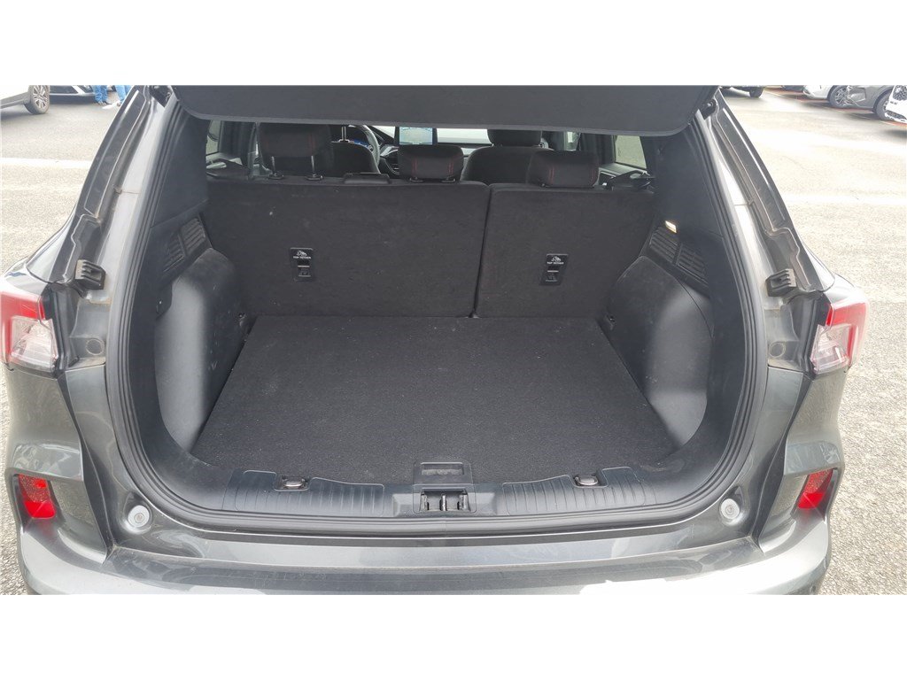 Ford Kuga - Photo 15