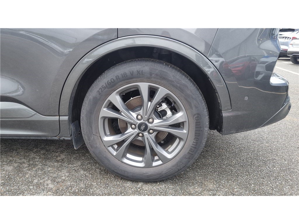 Ford Kuga - Photo 16