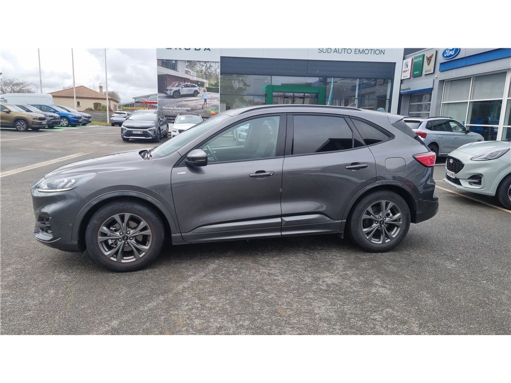 Ford Kuga - Photo 4