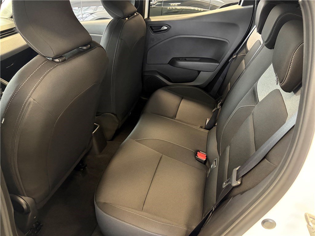 Mitsubishi Colt - Photo 14