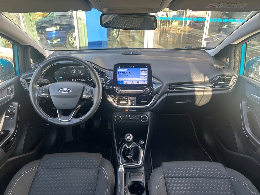 Ford Fiesta - Photo 12