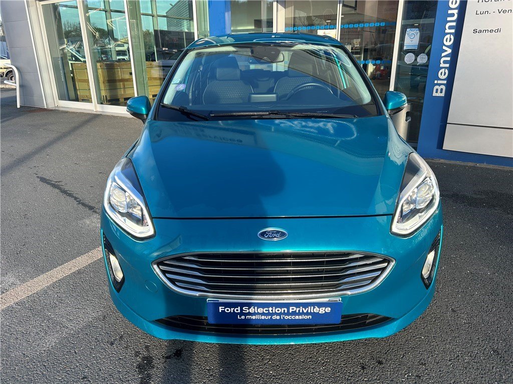Ford Fiesta - Photo 2