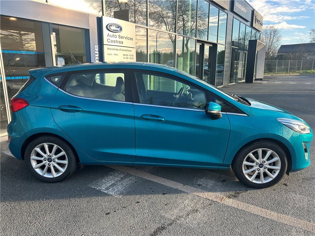 Ford Fiesta - Photo 4