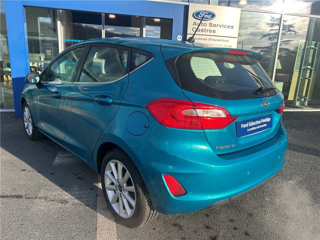 Ford Fiesta - Photo 5