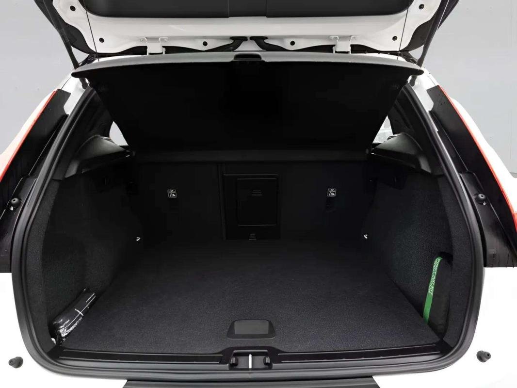 Volvo XC40 - Photo 5