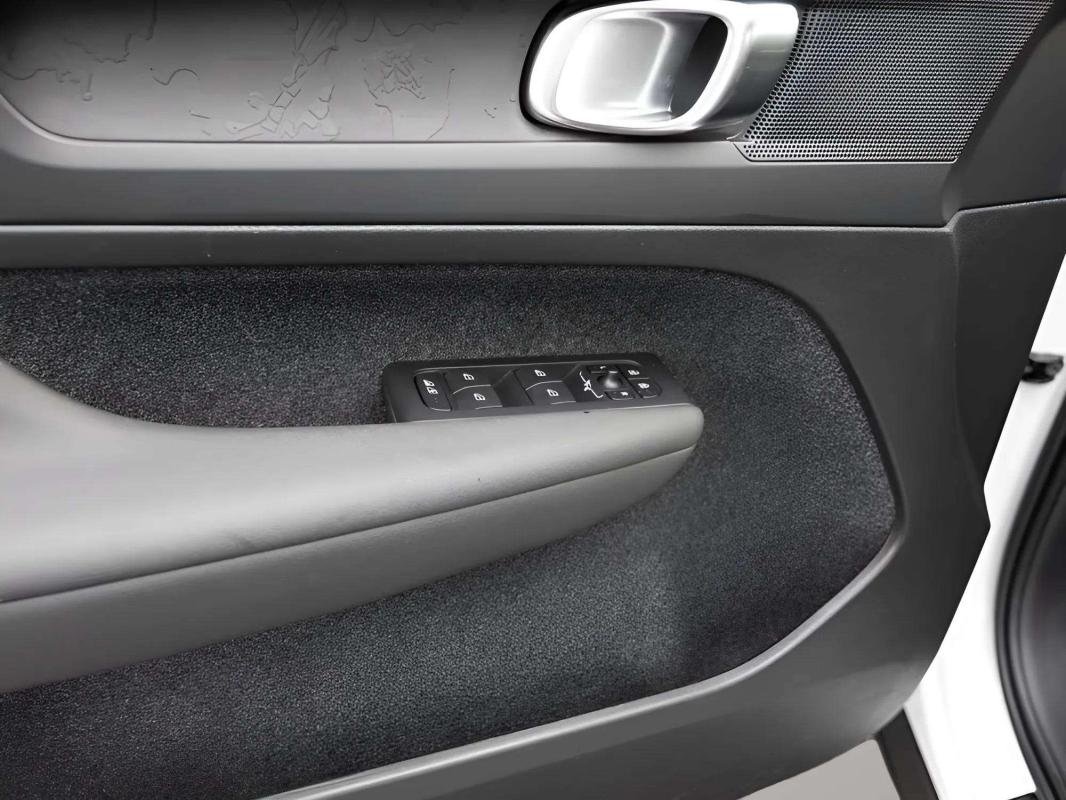 Volvo XC40 - Photo 6