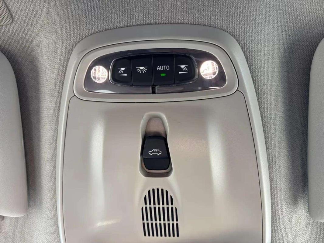 Volvo XC40 - Photo 26