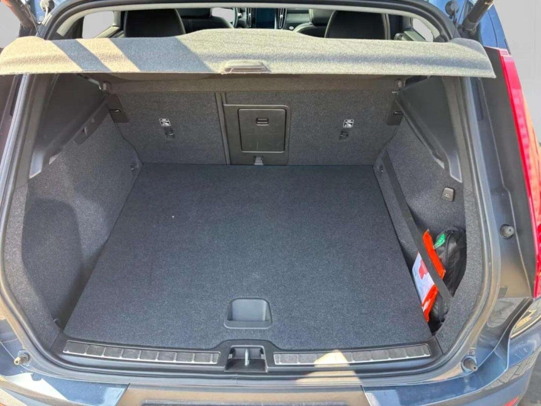 Volvo XC40 - Photo 27