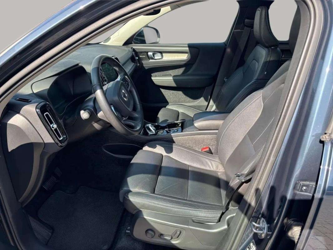 Volvo XC40 - Photo 9