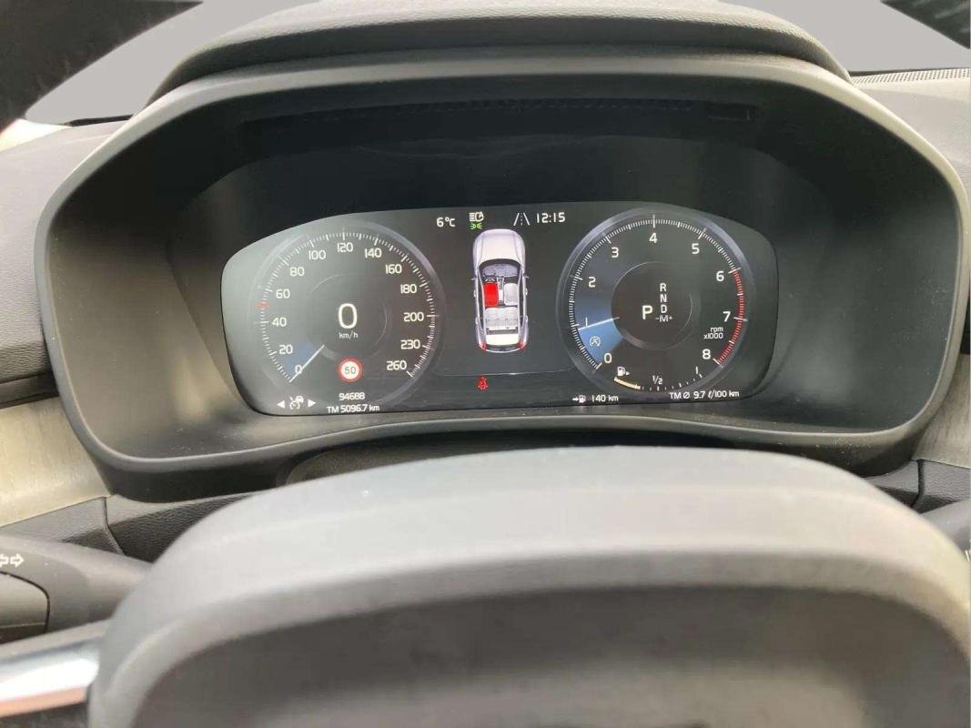 Volvo XC40 - Photo 12