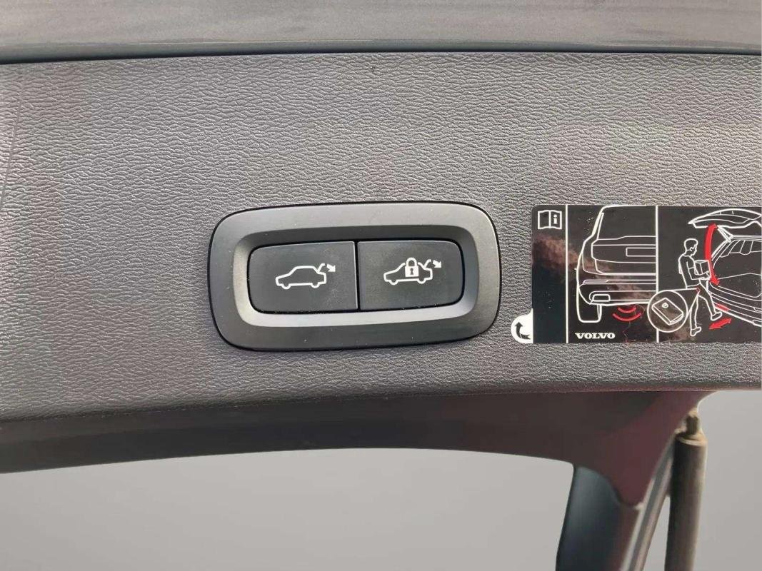 Volvo XC40 - Photo 13