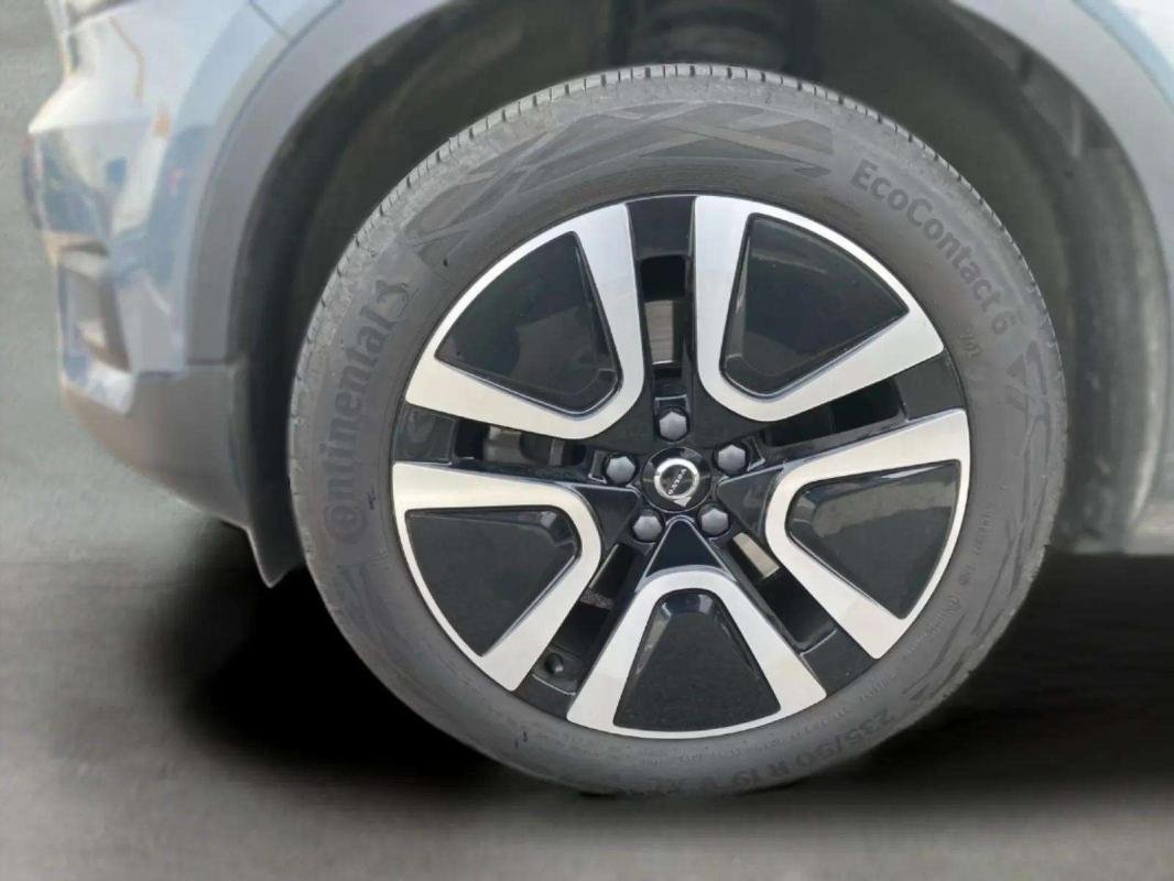 Volvo XC40 - Photo 6