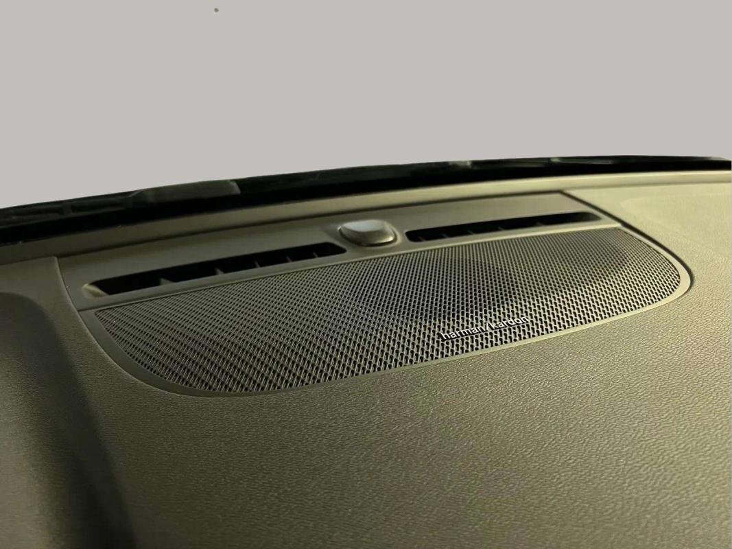 Volvo XC40 - Photo 16