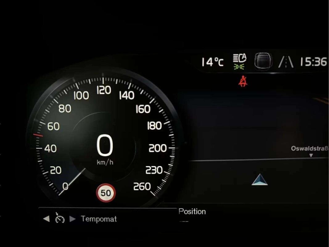 Volvo XC40 - Photo 21
