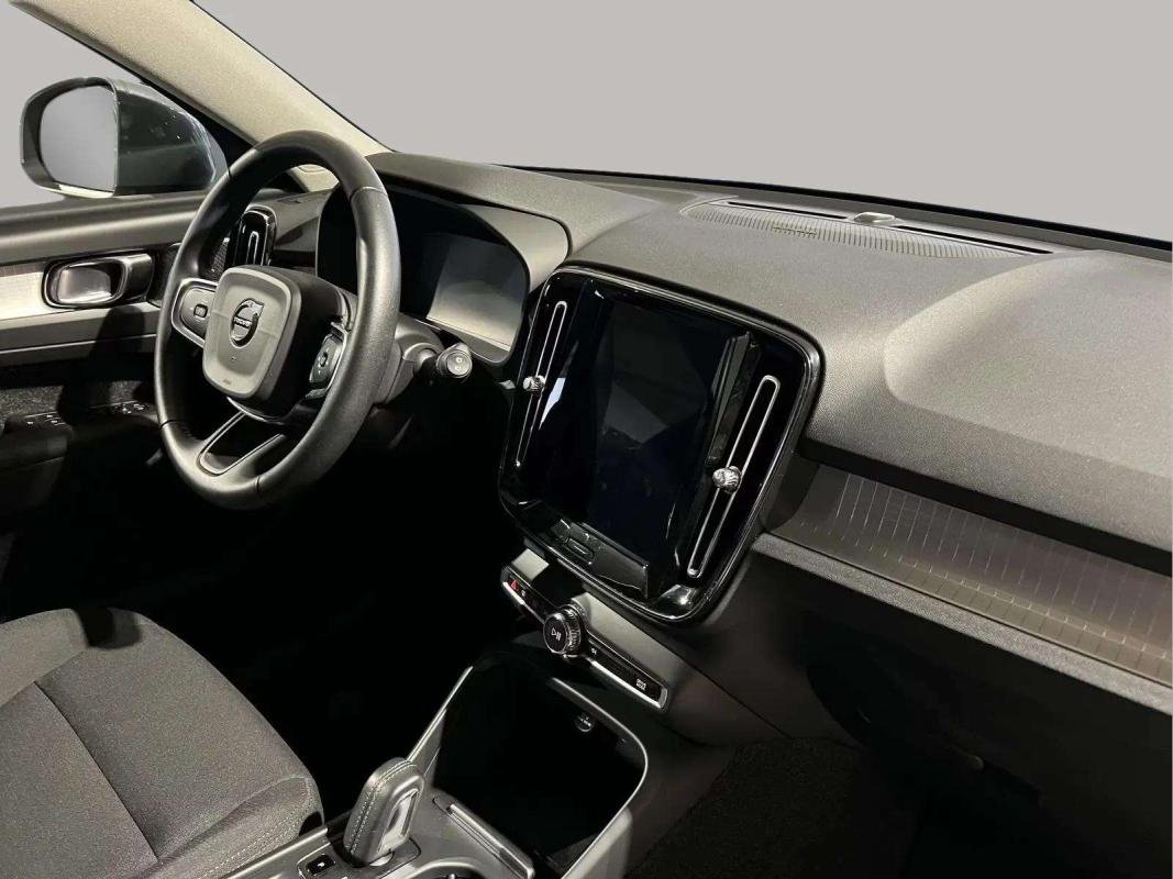 Volvo XC60 - Photo 11