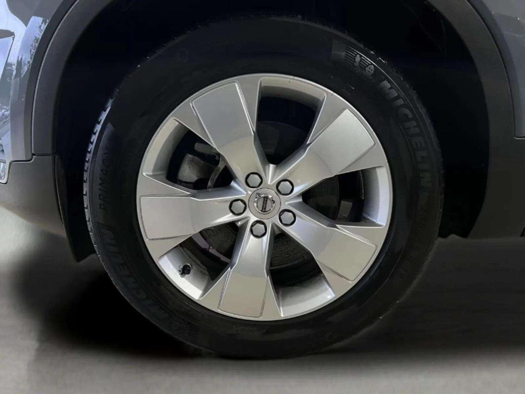 Volvo XC60 - Photo 28