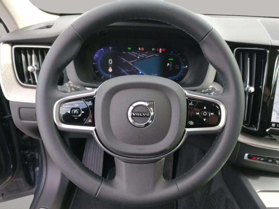 Volvo XC60 - Photo 10