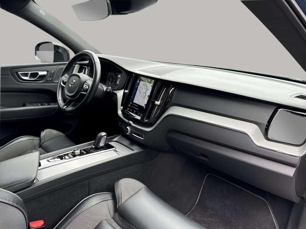 Volvo XC60 - Photo 14