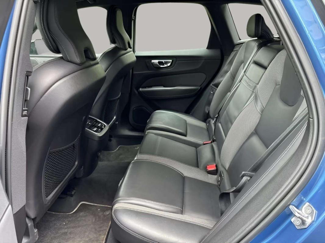 Volvo XC60 - Photo 15