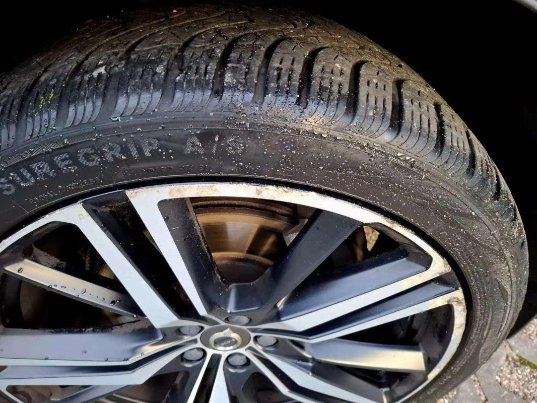 Volvo XC60 - Photo 13