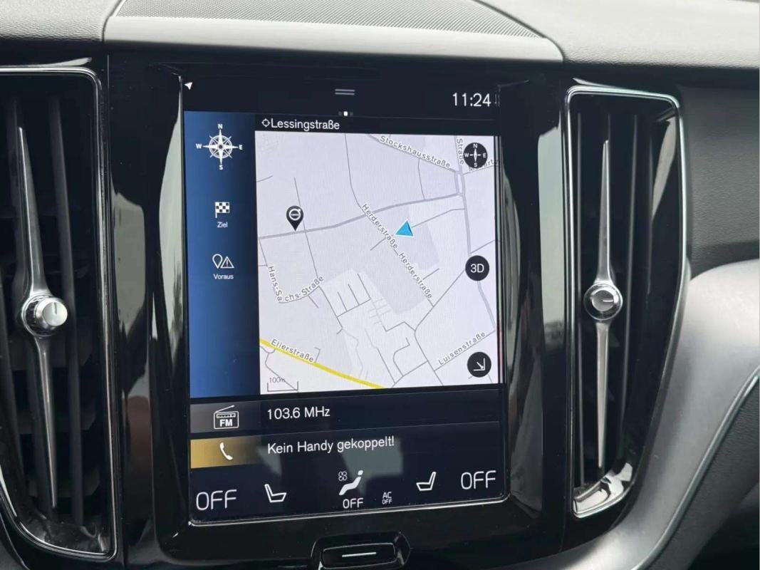 Volvo XC60 - Photo 11