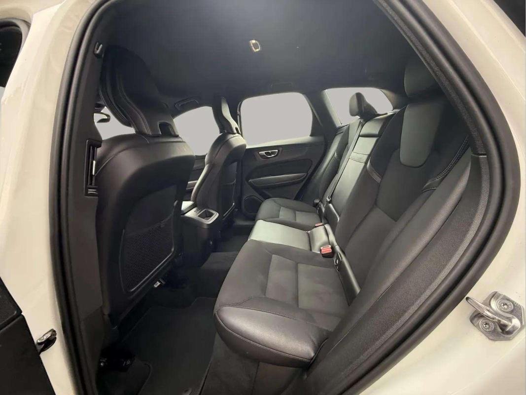 Volvo XC60 - Photo 15