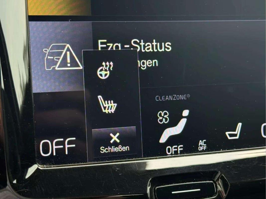 Volvo XC60 - Photo 19