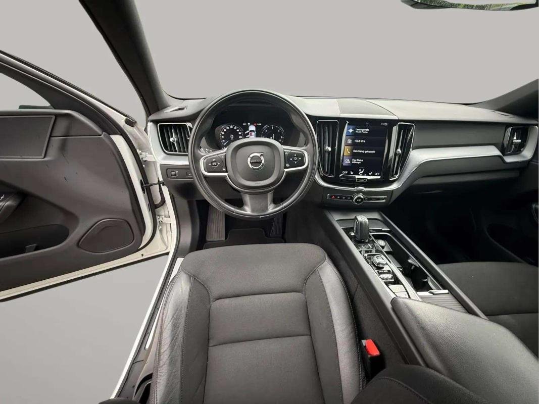Volvo XC60 - Photo 21