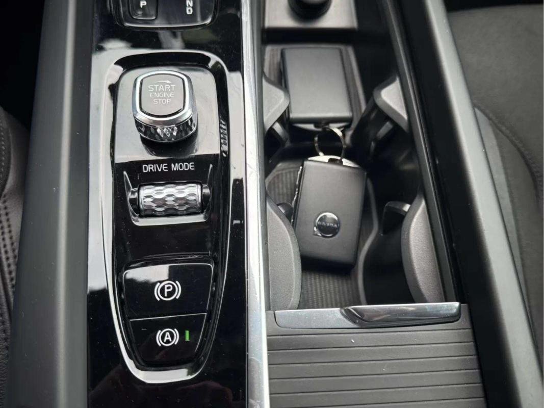 Volvo XC60 - Photo 24
