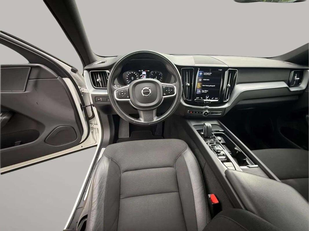 Volvo XC60 - Photo 28
