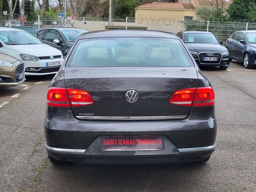 Volkswagen Passat - Photo 7